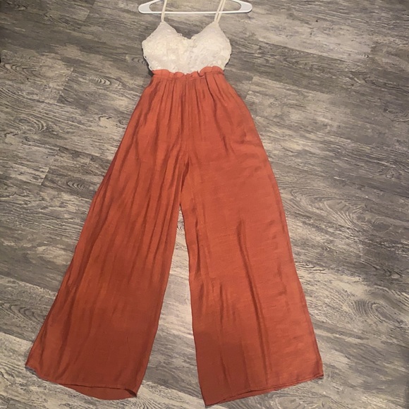 Spaghetti strap jumpsuit - Picture 1 of 4